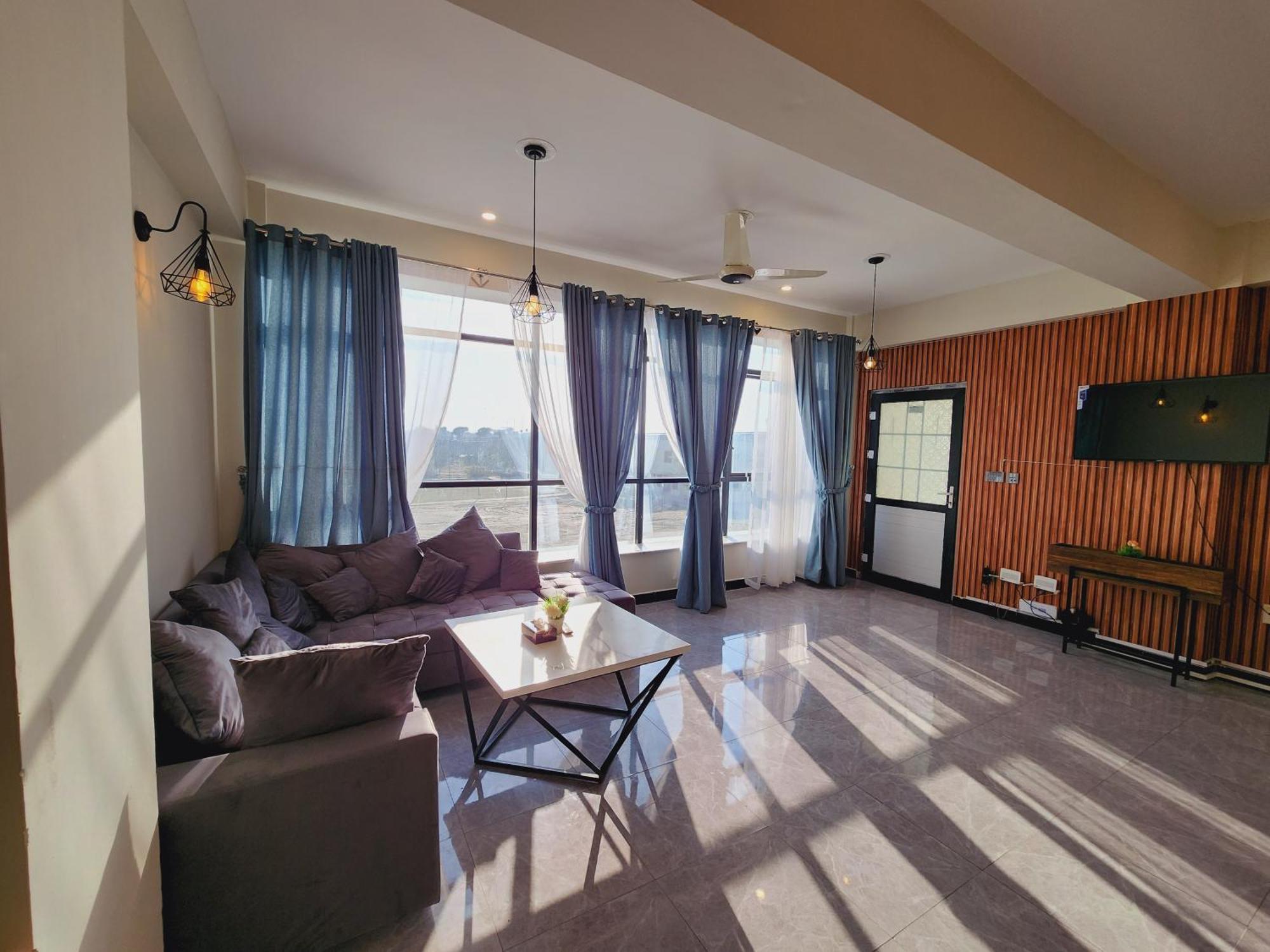 Motorway Majesty Suites Islamabad - Near Islamabad International Airport And Motorway Zimmer foto