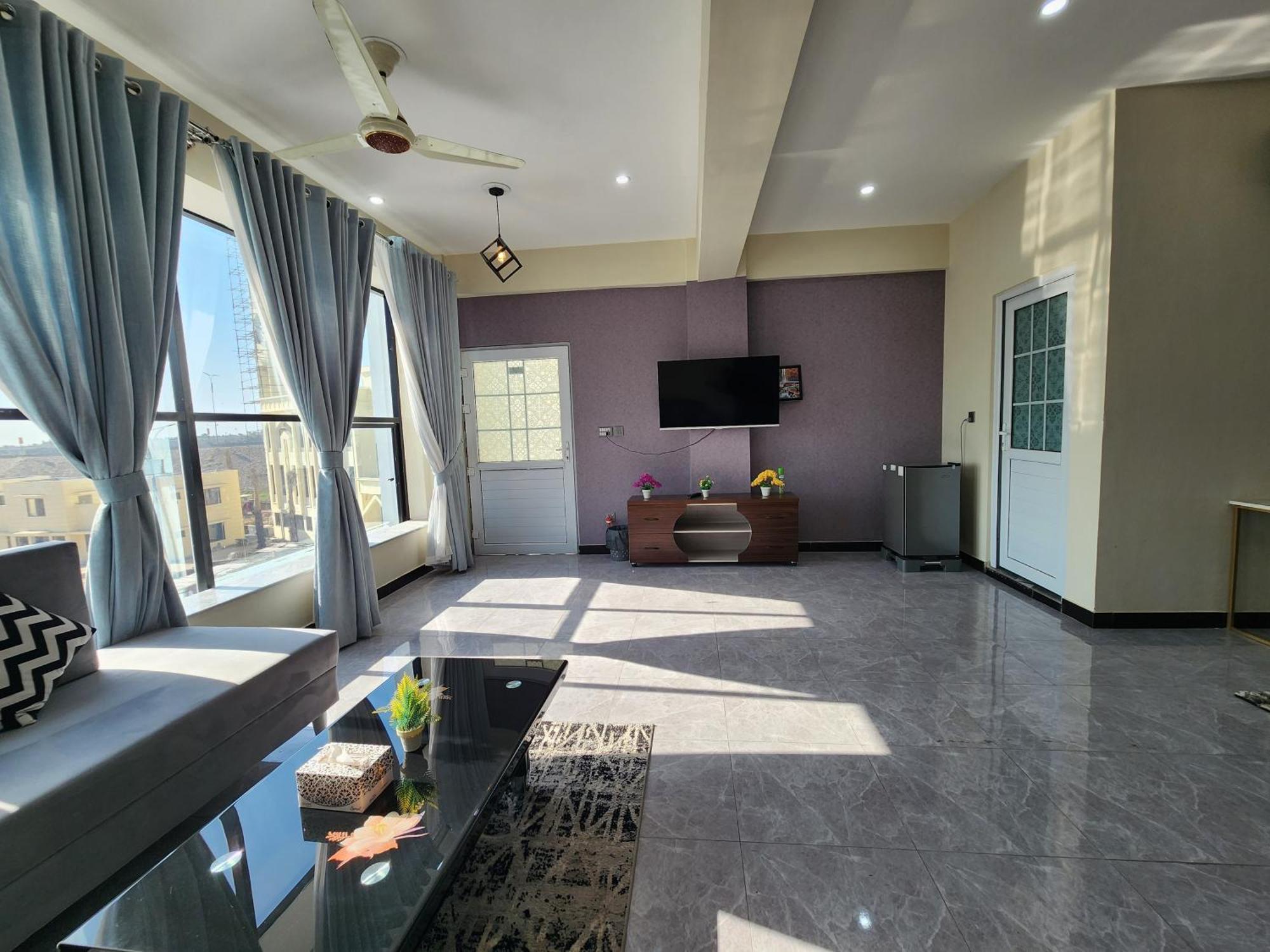 Motorway Majesty Suites Islamabad - Near Islamabad International Airport And Motorway Zimmer foto